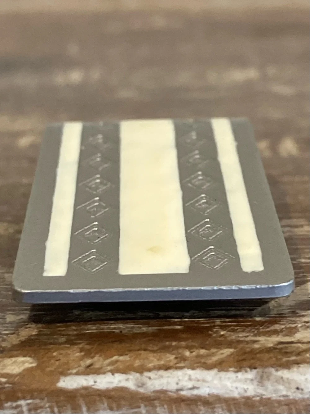 Men's Silver-Tone and Light Yellow Slim Money Clip